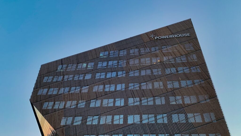 Photo energy management